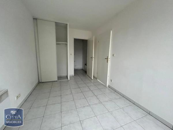 Appartement à louer 2 pièces 45.78m² Hénin-Beaumont (62110)