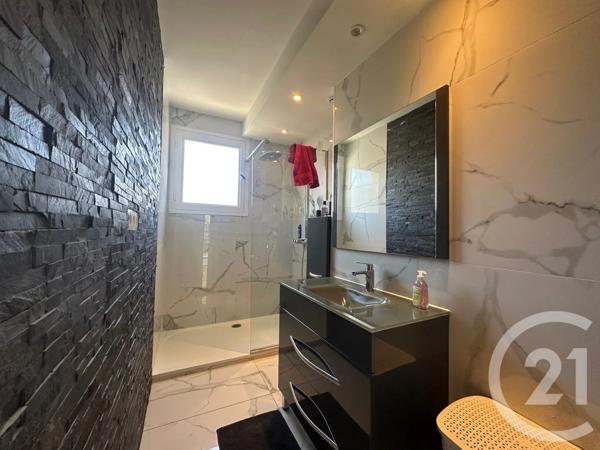 Appartement T4 à vendre  4 pièces - 81,19 m 2   VILLARD BONNOT  - 38