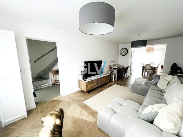 MAISON ENTIEREMENT RENOVEE + JARDIN , Faches thumesnil
