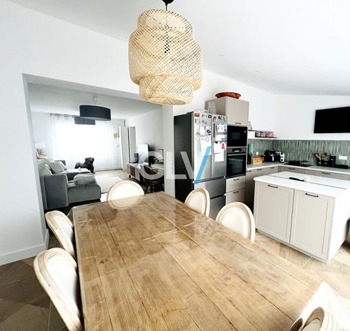 MAISON ENTIEREMENT RENOVEE + JARDIN , Faches thumesnil