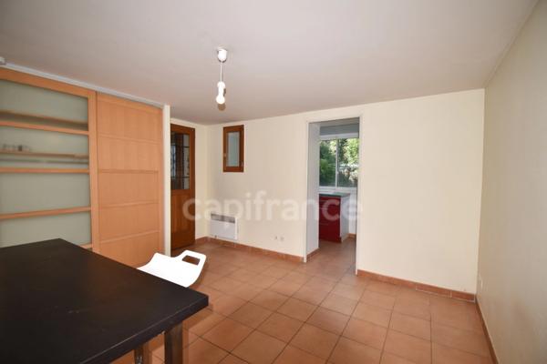 Dpt Essonne (91), à vendre maison 4 chambres 1 bureau joli jardin