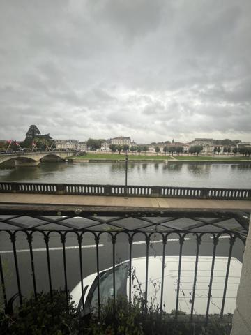 SAINTES CENTRE RIVE GAUCHE