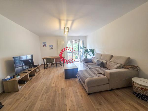 Appartement 3 Pièce(s) à louer 81 m² + garage