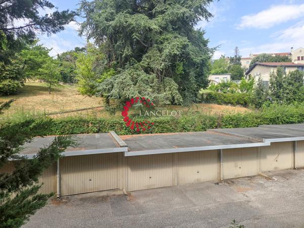 Appartement 3 Pièce(s) à louer 81 m² + garage