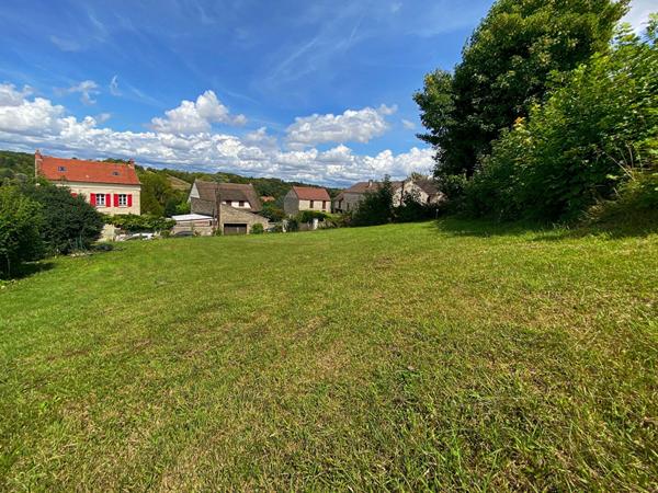 EXCLUSIVITE -Terrain Oinville Sur Montcient 649 m²