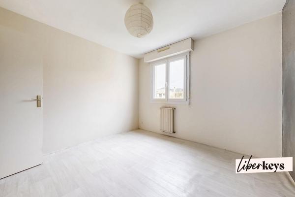 Spacieux T4 lumineux avec balcon et parking sécurisé à Nantes – Quartier Rond-point de Paris