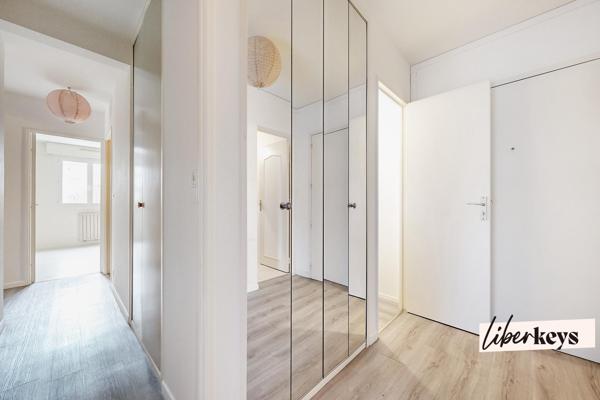 Spacieux T4 lumineux avec balcon et parking sécurisé à Nantes – Quartier Rond-point de Paris