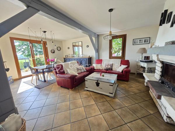 Magnifique Pavillon sur sous-sol de 177m² à Marzy

Exclusif chez BSK Immobilier!!!

Dans le village très prisé de Marzy,  situé proche de toutes les écoles,  les commerces et les commodités, nous vous présentons ce magnifique pavillon élevé sur sous sol construit en 1984, d'une superficie habitable de 177m², comprenant 5 pièces dont salon séjour avec cheminée, cuisine indépendante aménagée et équipée, wc, salle de bain, 2 chambres au rez-de-chaussée, grand palier, dressing, 2 chambres, wc et salle d'eau à l'étage, cellier, cave, buanderie aménagée, grand garage de28m², terrasses et dépendance de jardin, le tout sur un beau terrain d'environ 1000m², arboré, entretenu et entièrement clos avec une vue imprenable sur la campagne Nivernaise .

Au rez-de-chaussée, ce pavillon propose une spacieuse entrée ainsi qu'un dégagement qui dessert toutes les pièces de la maison notamment un grand salon séjour de 32 m², pièce de vie lumineuse qui propose un insert de cheminée, pour de belles soirées au coin du feu, ainsi que deux belles portes fenêtres qui donne sur une grande terrasse en bois.
Le dégagement dessert une grande cuisine indépendante, aménagée et équipée de 23m².
Le rez-de-chaussée se complète de 2 chambres de 11 et 15m², une salle de bain et un wc indépendant.

De la cuisine, un escalier mène à l'étage, dont le grand palier de 25m², dessert deux chambres de 16 et 21m², la plus grande offrant un espace dressing.
L'étage se complète d'une salle d'eau avec wc,, d'un grand dressing et d'une pièce de rangement .

Au sous sol, ce pavillon propose un espace buanderie de 16m², un cellier de 15m², une pièce de rangement de 13m², un atelier de 20m², une cave, ainsi qu'un grand garage de 27m² avec porte de garage motorisée.

Tous les sols de cette maison sont en carrelage (Salon séjour, cuisine, salle de bain, wc, buanderie cellier, véranda, garage) mais aussi en parquet (palier et chambres), elle est composée d'un chauffage au bois (insert) ou électrique, d'une isolation double vitrage PVC imitation bois, ainsi que de volets bois standards.
Ce pavillon dispose de combles parfaitement isolés et d'une toiture en tuiles mécaniques bétons en très bon état.

Côté terrain, cette maison dispose d'un portail motorisé avec console d'accueil , d'une parcelle d'environ 1000 m² de terrain sans vis à vis entièrement clôturée, arborée et très bien entretenue, d'une terrasse en bois qui propose une vue imprenable sur la campagne Nivernaise,  de deux autres terrasses dont une sous appentis, ainsi que d'une dépendnace de jardin,
Côté assainissement, ce pavillon dispose du tout à l'égout conforme.
Il dispose de la fibre internet

Les plus de cette maison :
Sa proximité de toutes les commodités, des commerces et des écoles. La qualité générale du bien parfaitement entretenu avec des grands volumes de pièces dont son salon séjour, sa cuisine indépendante aménagée et équipée, ses 4 chambres et ses 2 salles de bains, sa buanderie aménagée, son garage, ses extérieurs et ses terrasses, son terrain parfaitement entretenu, arboré et totalement clôturé.

Des photos supplémentaires sont disponibles sur BSK IMMOBILIER > Nos conseillers > Olivier FRESLON
Pour tout renseignement complémentaire ou pour une visite, contactez moi au 07.62.78.13.13.

Idéale pour une grande famille, cette maison est un vrai coup de cœur, une opportunité à saisir!!!