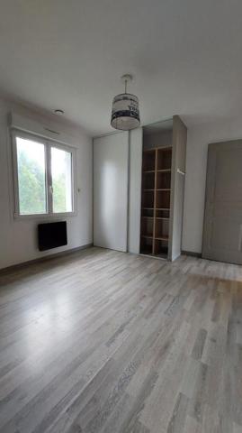 MAISON 5 chambres sur sous-sol à VILLABON