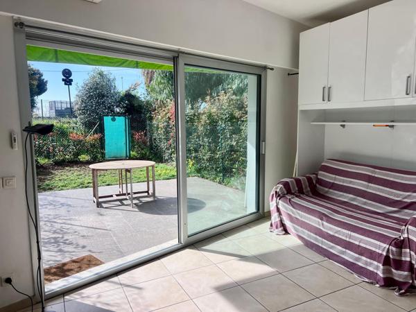 Saint-Laurent-du-Var (06700) Studio en rez de jardin à 200m du port et de la mer