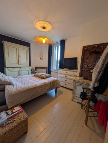 Maison  5 pièce(s)  4 chambre(s)  126 m²