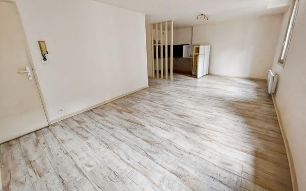 Immeuble à vendre    2 pièces •  Périgueux