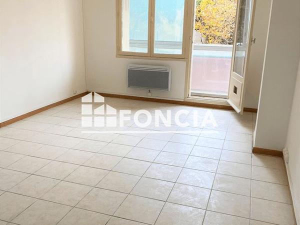 Location Studio 26.55 m² - 8 TRAVERSE BRONZET Marseille 13008