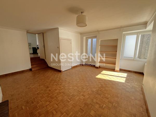 INDRE ; appartement  atypique de 3 pièces, 2 chambres, 2 wc