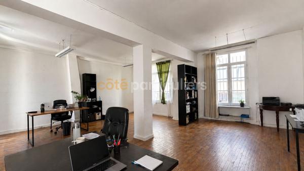Vente Appartement80 m² - 2 Pièces - PARIS (75011)