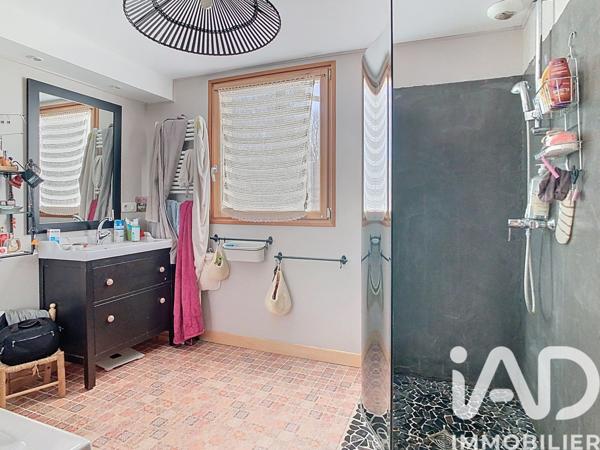 Maison à vendre 8 pièces 194 m² Riotord