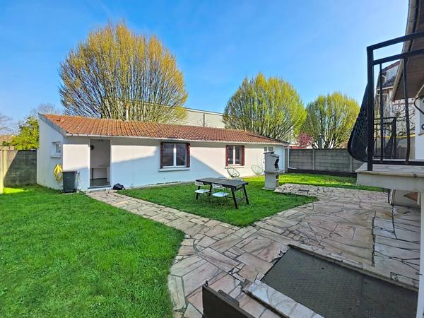 Maison 6 pièces - 160 m² Exclusivité efficity