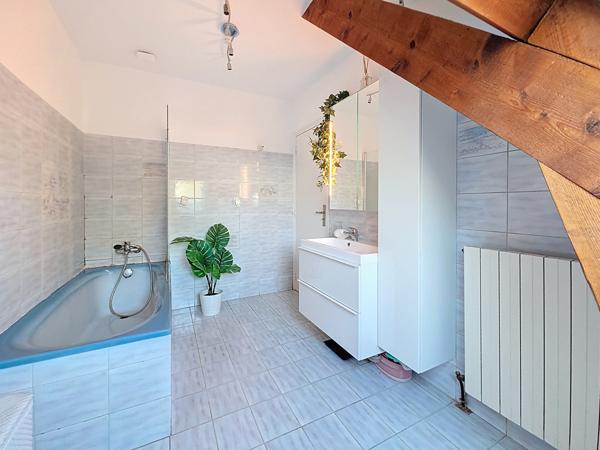 Maison 6 pièces - 160 m² Exclusivité efficity