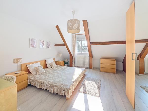 Maison 6 pièces - 160 m² Exclusivité efficity