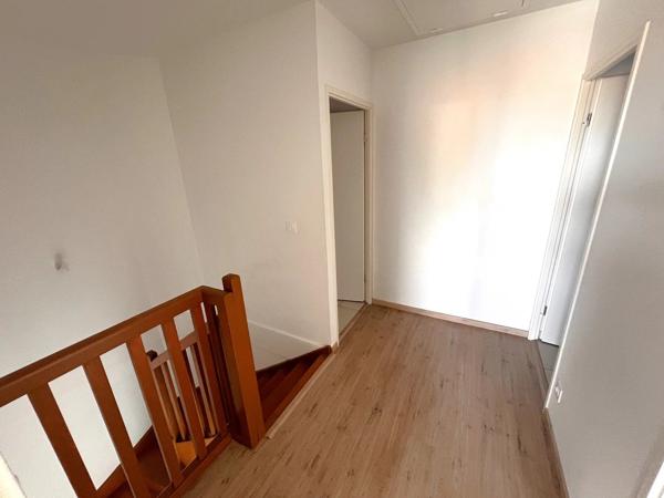 Vente                                                      Maison
                        
                     3 pièces                      62 m2                     à Cenon