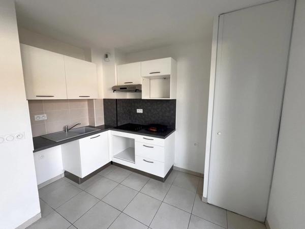 Vente                                                      Maison
                        
                     3 pièces                      62 m2                     à Cenon