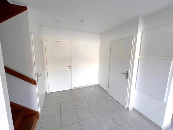 Vente                                                      Maison
                        
                     3 pièces                      62 m2                     à Cenon
