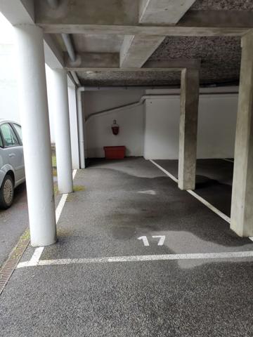 Studio
                                                                                                                                                                                                                                                                                                                        1 pièce(s)                                                                                                                                                                                                                                                                                                                              16.35  m²