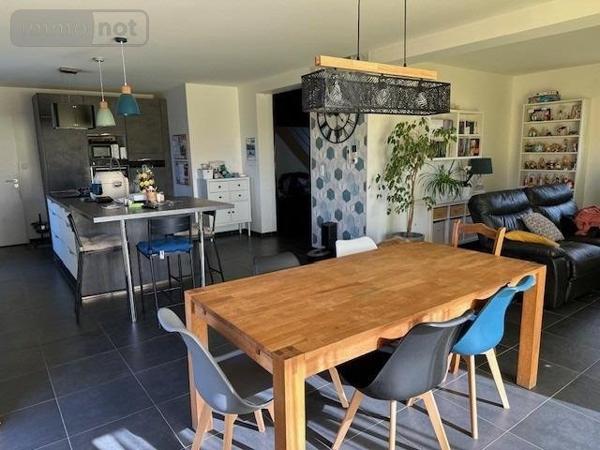 Pavillon à vendre à Neufchâtel-en-Bray en Seine-Maritime (76270), ref : H630