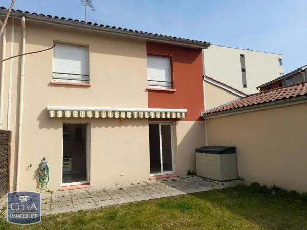 Maison à louer 4 pièces 84.46m² Roanne (42300)