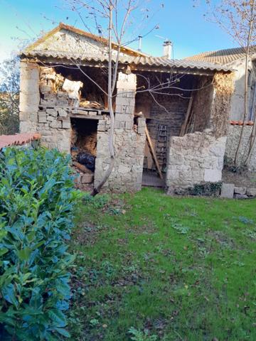 Maison de village rénovée avec jardin