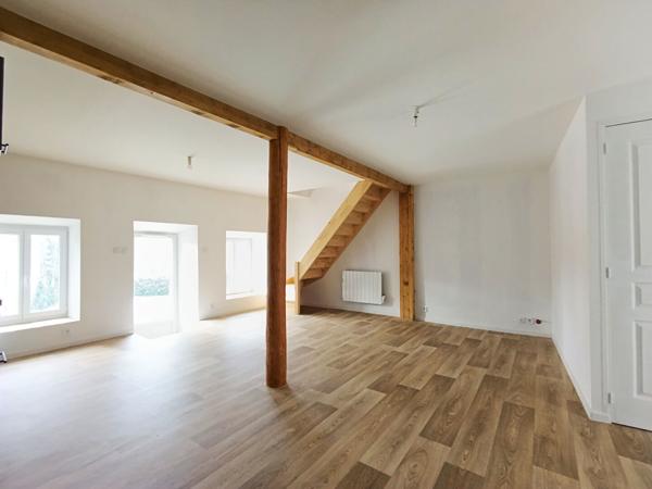 Maison de village rénovée avec jardin