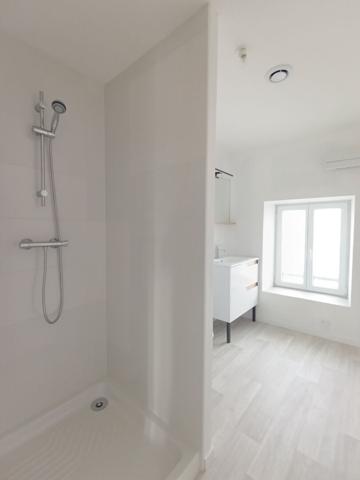 Maison de village rénovée avec jardin