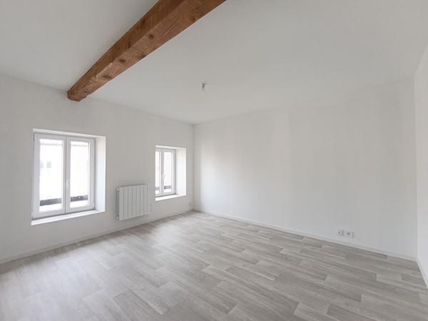 Maison de village rénovée avec jardin