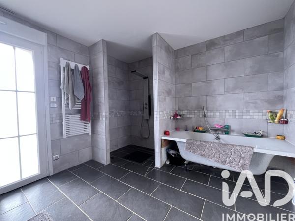 Maison à vendre 6 pièces 170 m² Belle-et-Houllefort