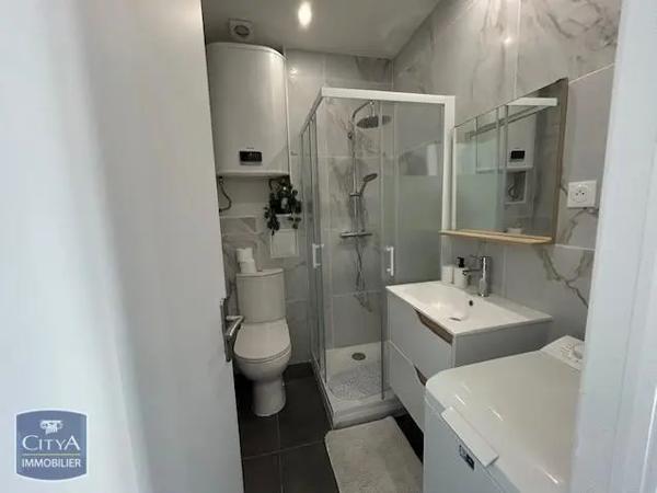 Appartement à louer 1 pièce 18.01m²