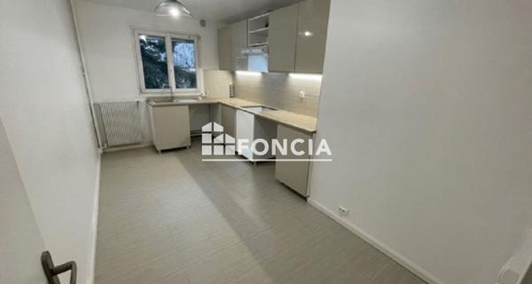 Location Appartement 3 pièces 66.9 m² - Antony 92160