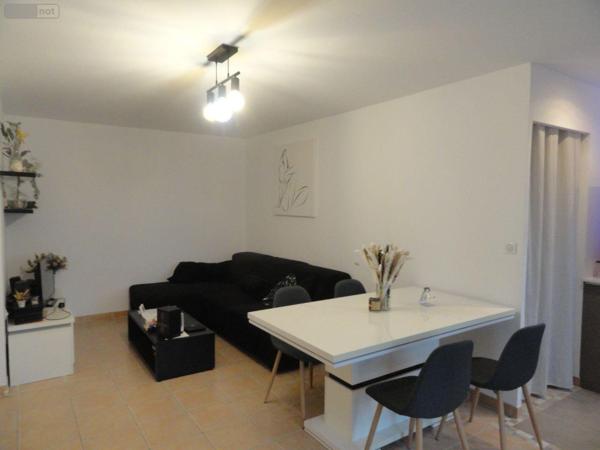 Appartement meublé à vendre à Saint-Gilles dans le Gard (30800), ref : 11411/445