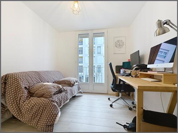 Grand appartement T3 entièrement rénové !