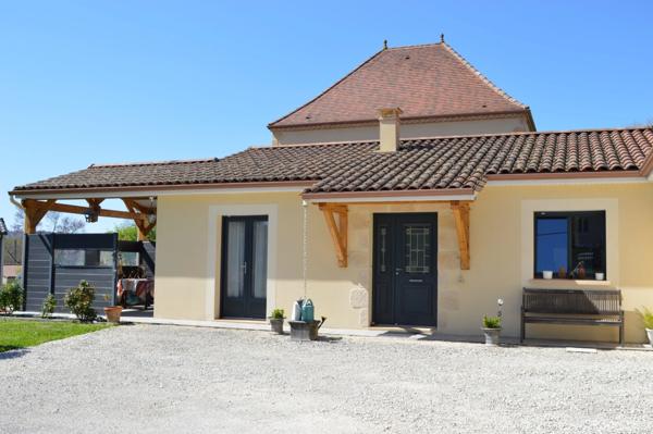 Maison récente sur LE BUGUE (24)