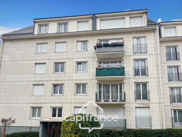 Appartement en excellent état, à louer 2 pièces, 4ème et dernier étage, avec ascenseur et 1 place de parking, à BOISSY SAINT LEGER (94)