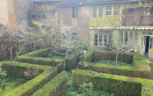 Maison à vendre    5 pièces •  Lautrec