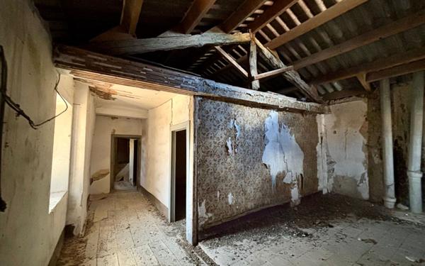 Maison à vendre    5 pièces •  Lautrec