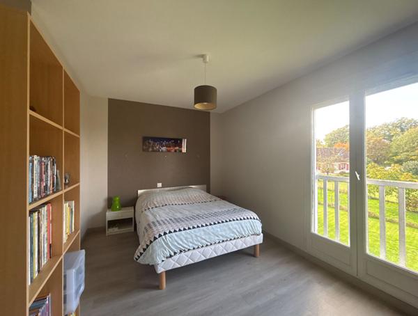 Maison Laval 6 pièce(s) 141.65 m2