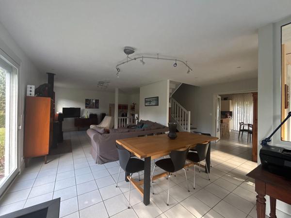 Maison Laval 6 pièce(s) 141.65 m2