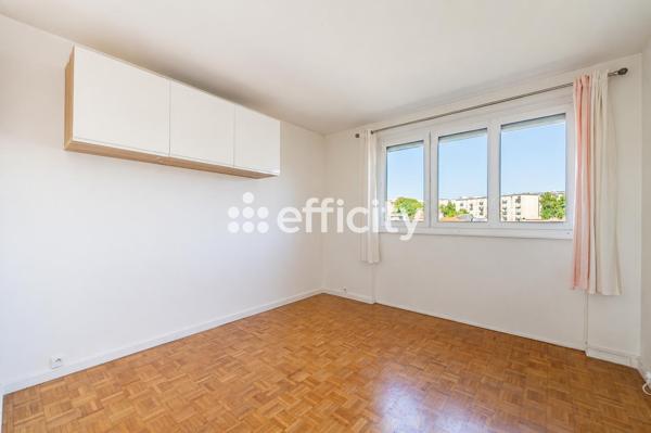 Appartement
         3 pièces
        - 61 m² Exclusivité 368 000 € *
