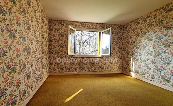 Maison familiale de 160 m² FUMEL (47)