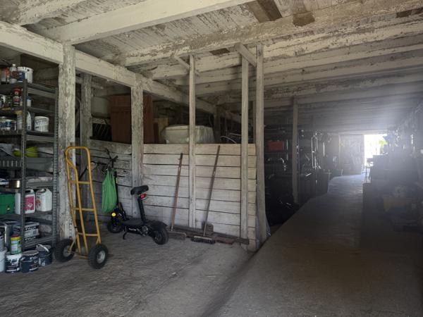 Castelnau-Montratier (46170) Castelnau Montratier Grande Maison Familiale Rénovée avec Granges, Hangar et Terrain