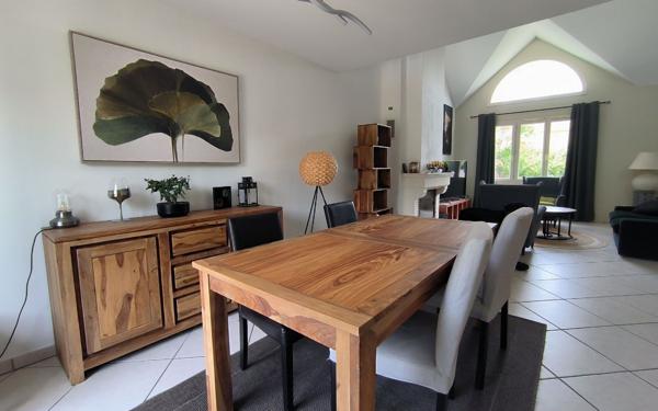 Maison à vendre    6 pièces •  Étiolles