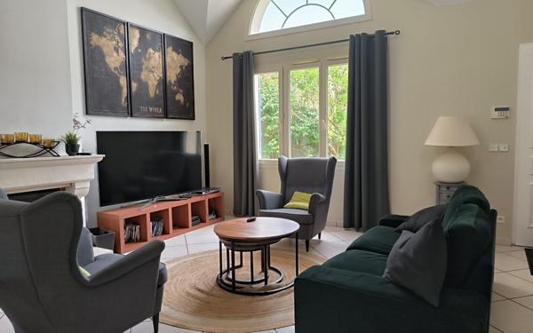 Maison à vendre    6 pièces •  Étiolles