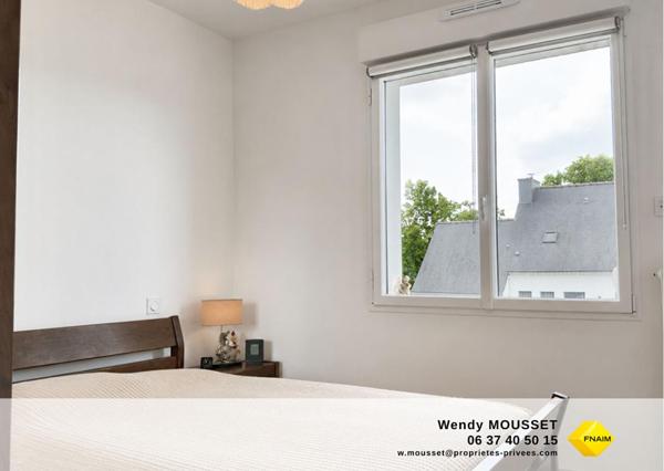 Élégante maison de 243 m² au sol, entièrement rénovée, avec sous-sol complet, aux portes de Vannes